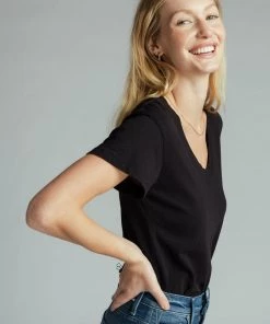 The Perfect White Tee Hendrix Tee - True Black