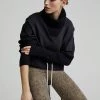Varley Britannia Sweatshirt 1 Varley Britannia Sweatshirt