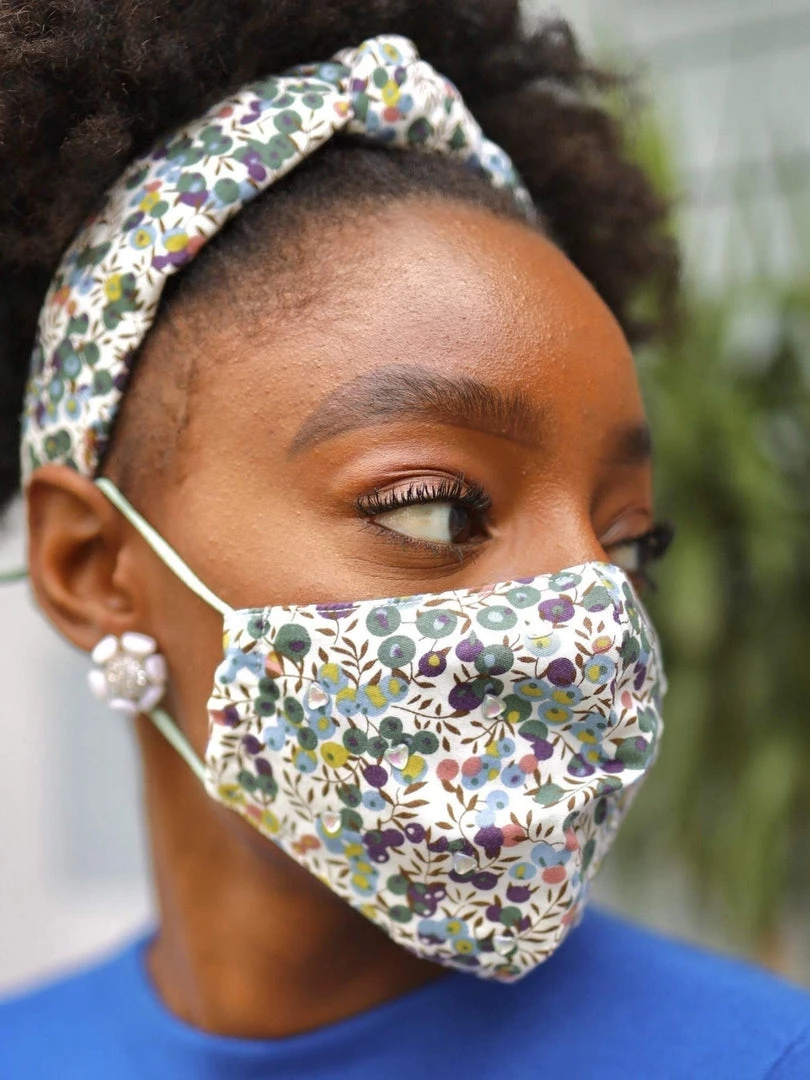 Lele Sadoughi Set Of 3 Face Masks - Golden Flower Accessories 7 Lele Sadoughi Set Of 3 Face Masks - Golden Flower Accessories