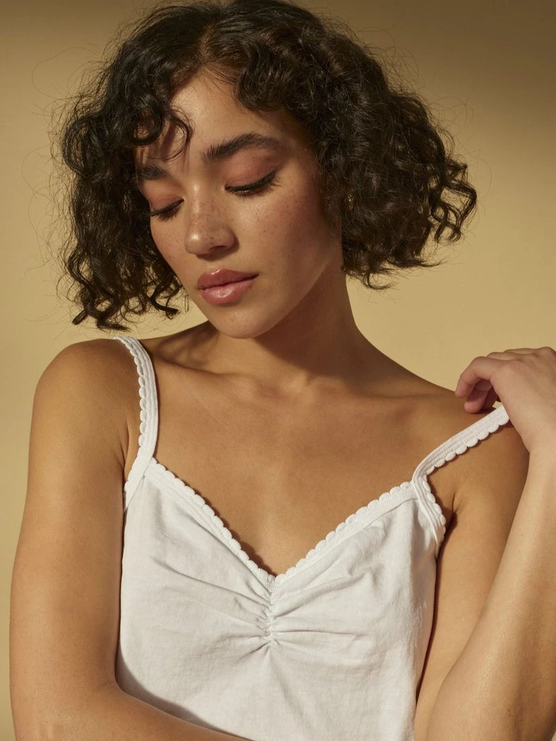 AMO Scallop Knit Cami - White 4 AMO Scallop Knit Cami - White