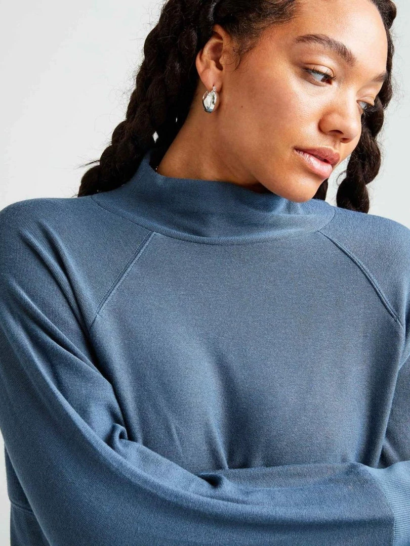 RicherPoorer Clothing Cozy Knit Long Sleeve Sweater - Blue Mirage 4 RicherPoorer Clothing Cozy Knit Long Sleeve Sweater - Blue Mirage