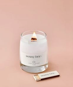 Sonny Boy Home & Gift Lavender Leaf Candle