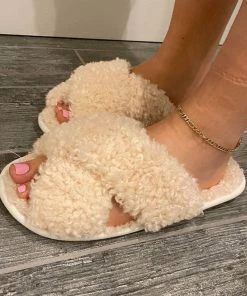 Fado Faux Shearling Slippers Cream