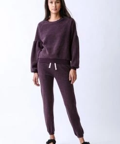 Electric & Rose Clothing Roxbury Sherpa Sweatshirt 11 Electric & Rose Clothing Roxbury Sherpa Sweatshirt