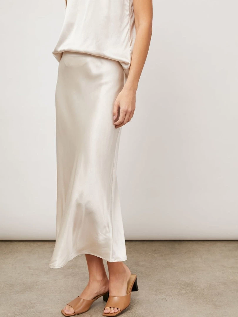 Rails Berlin - Ivory 3 Rails Berlin - Ivory