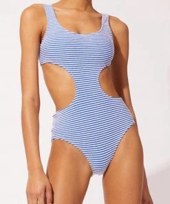 Solid & Striped The Sarah Suit