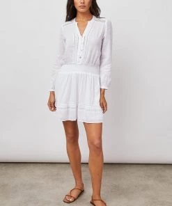 Rails Jasmine - White Lace 10 Rails Jasmine - White Lace