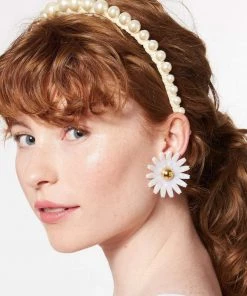 Lele Sadoughi Daisy Button Earring