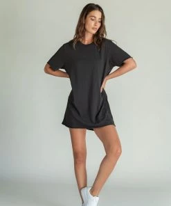 The Perfect White Tee Zepplin Vintage Black