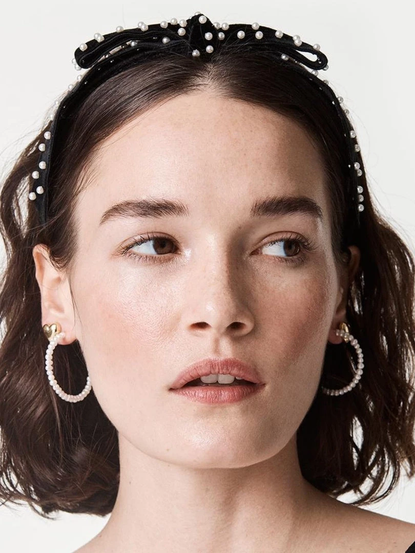 Lele Sadoughi Freshwater Pearl Medium Hoop 3 Lele Sadoughi Freshwater Pearl Medium Hoop