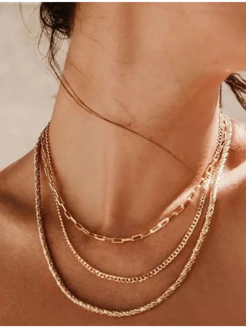 Alexa Leigh Mini Curb Chain - 16" Accessories 4 Alexa Leigh Mini Curb Chain - 16" Accessories