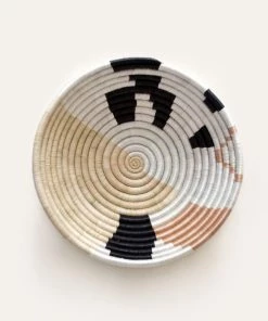 Indego Africa Abstract Form Plateau White