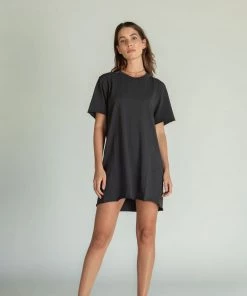 The Perfect White Tee Zepplin Vintage Black