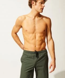 Solid & Striped The California - Olive Seersucker